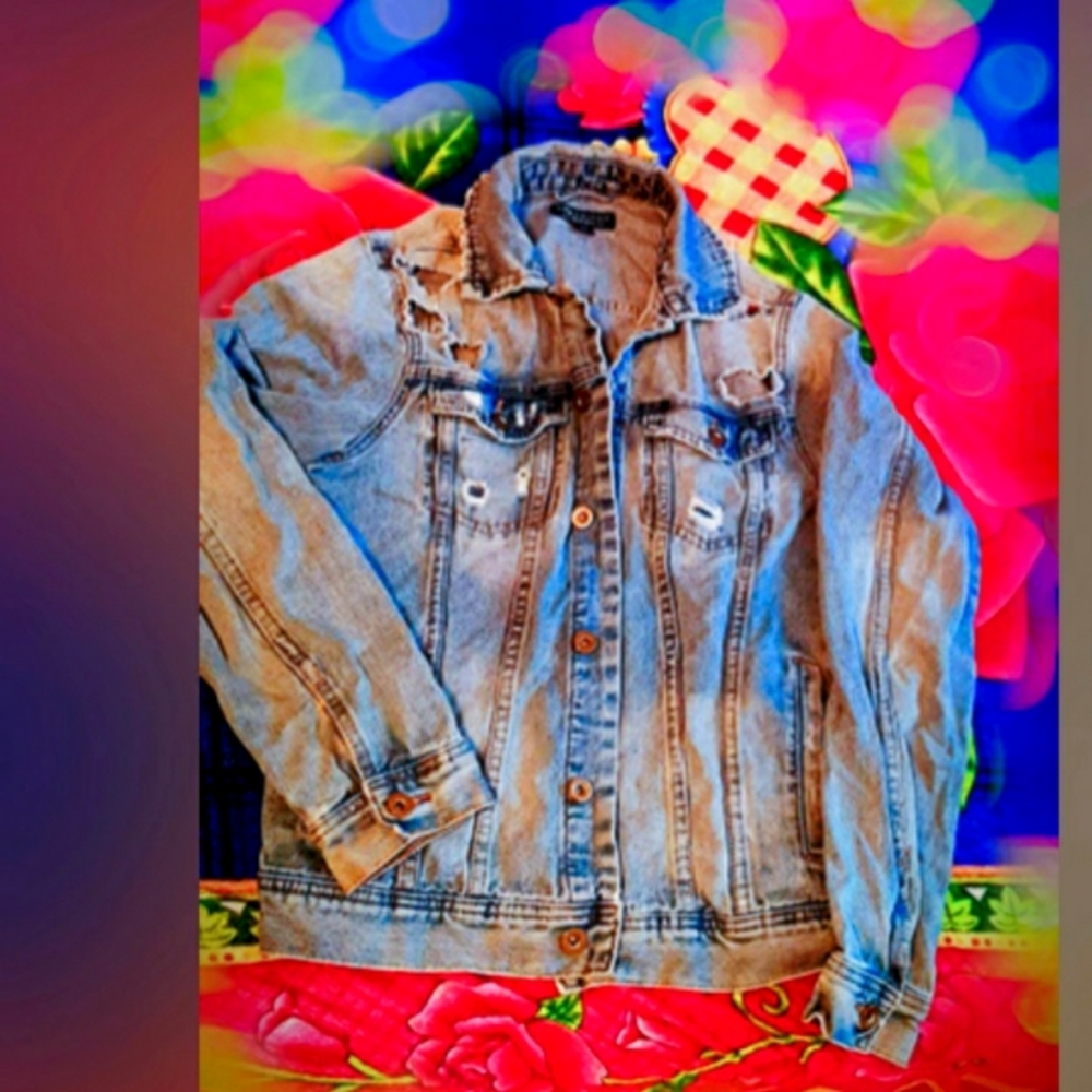 Jeans Jacket Size M🥶🔷️